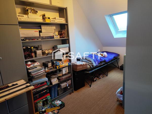 Fond de commerce et appartement de fonction.