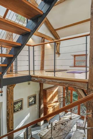 Maison à vendre 8 pièces SAINT GENIS POUILLY (01)