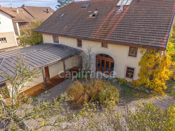 Maison à vendre 8 pièces SAINT GENIS POUILLY (01)