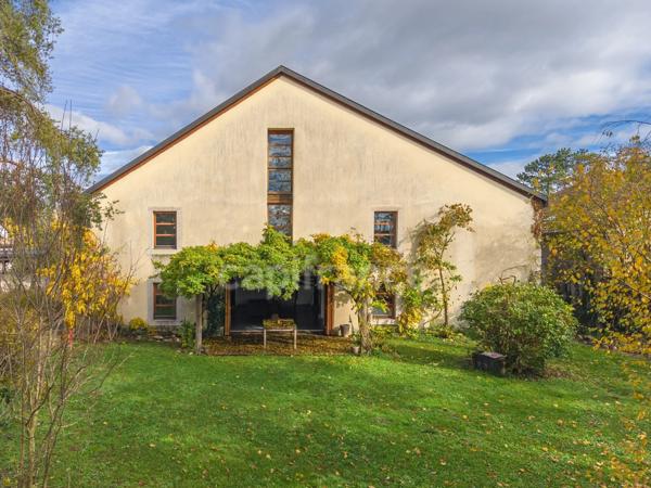 Maison à vendre 8 pièces SAINT GENIS POUILLY (01)