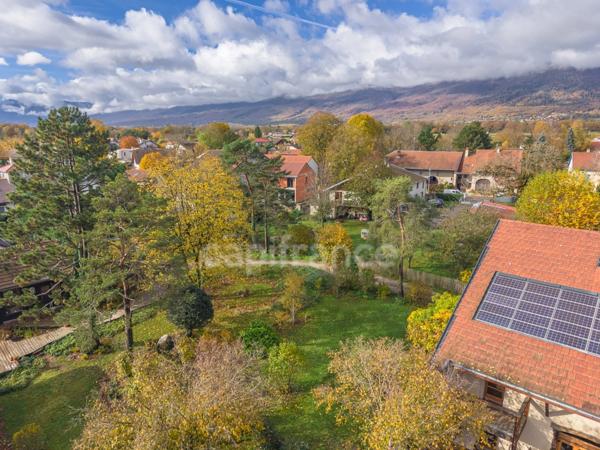 Maison à vendre 8 pièces SAINT GENIS POUILLY (01)