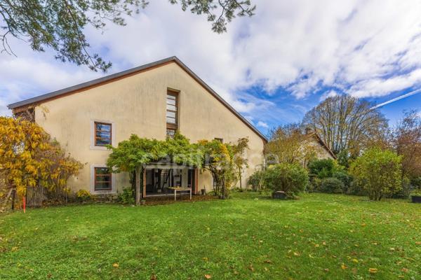 Maison à vendre 8 pièces SAINT GENIS POUILLY (01)