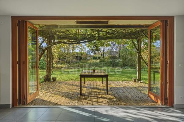 Maison à vendre 8 pièces SAINT GENIS POUILLY (01)