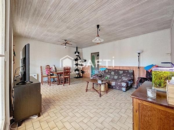 Maison Individuelle avec Grand Jardin à Rénover