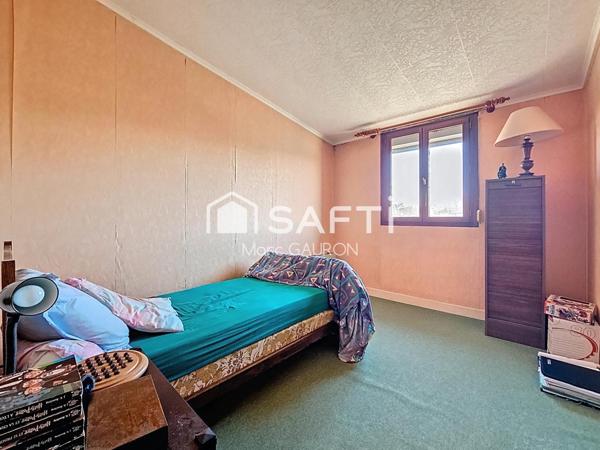 Maison Individuelle avec Grand Jardin à Rénover