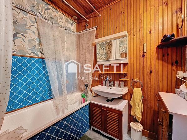 Maison Individuelle avec Grand Jardin à Rénover