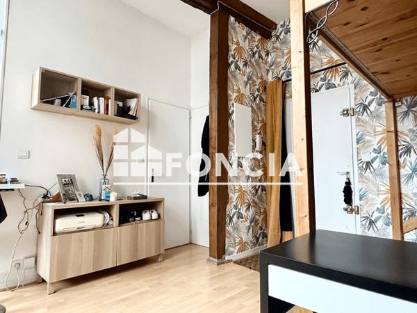 Location Studio meublé 25.46 m² - 11-13 RUE DES CHAMPS MAILLETS Rouen 76000