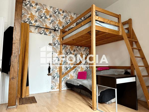 Location Studio meublé 25.46 m² - 11-13 RUE DES CHAMPS MAILLETS Rouen 76000