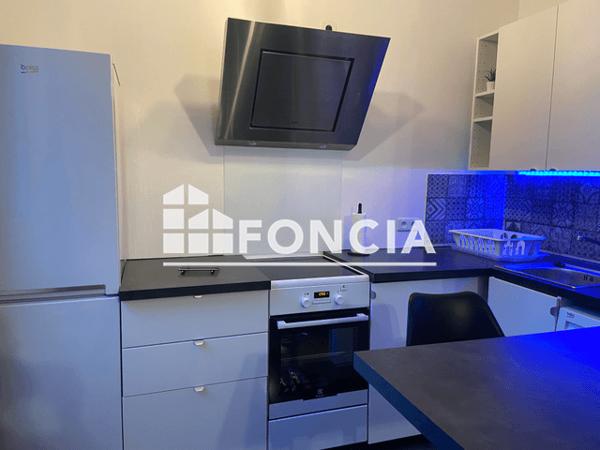 Location Studio meublé 25.46 m² - 11-13 RUE DES CHAMPS MAILLETS Rouen 76000