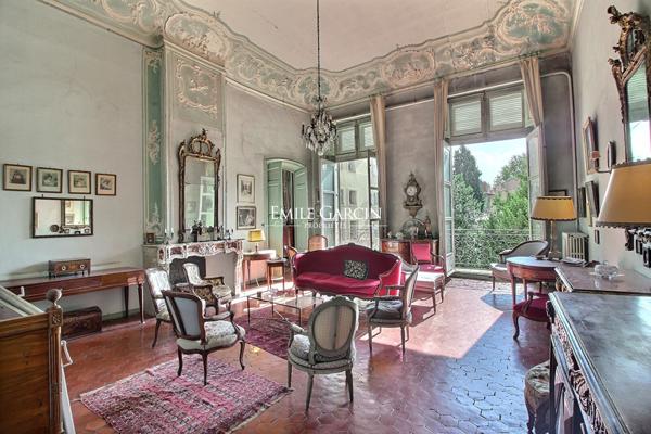 A vendre - Appartement d'exception - à Aix-en-Provence - dans un hôtel particulier du XVIIe