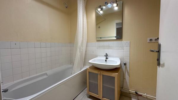 Appartement de 4 pièces principales à louer situé à Compiègne