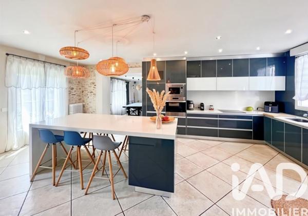 Maison à vendre 6 pièces 183 m² Dammarie-les-Lys