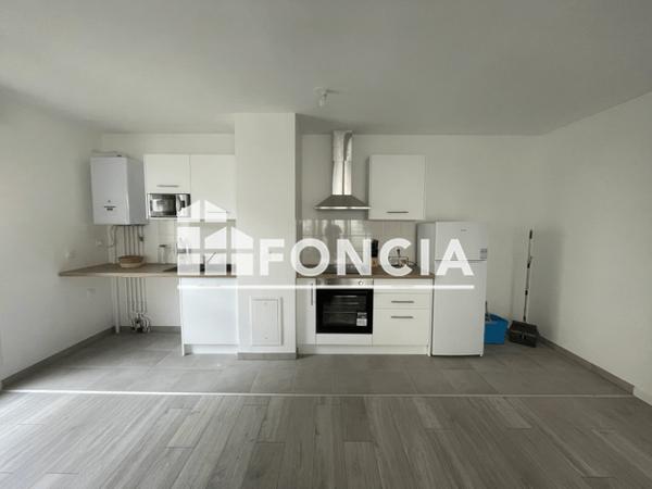 Location Appartement meublé 3 pièces 63.85 m² - 5 RUE JULES MARTIN Chartres 28000