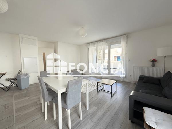 Location Appartement meublé 3 pièces 63.85 m² - 5 RUE JULES MARTIN Chartres 28000