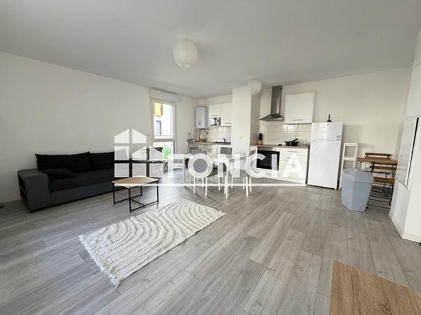 Location Appartement meublé 3 pièces 63.85 m² - 5 RUE JULES MARTIN Chartres 28000