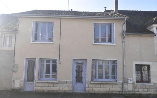 Maison à vendre    3 pièces •  Donzy