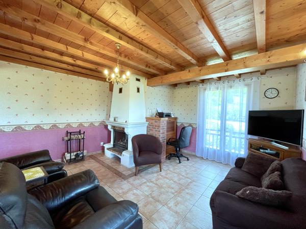 Saint-Pierre-d'Alvey (73170) Très belle maison à la campagne - vue imprenable - à proximité du lac d’Aiguebelette et du lac du Bourget