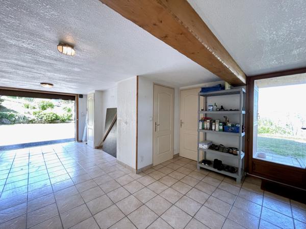 Saint-Pierre-d'Alvey (73170) Très belle maison à la campagne - vue imprenable - à proximité du lac d’Aiguebelette et du lac du Bourget