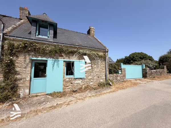 Maison bretonne en pierres - Charme et potentiel au coeur de Locmariaquer