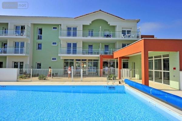 Appartement à vendre à Saint-Gilles-Croix-de-Vie en Vendée (85800), ref : 998/M/2366-85092