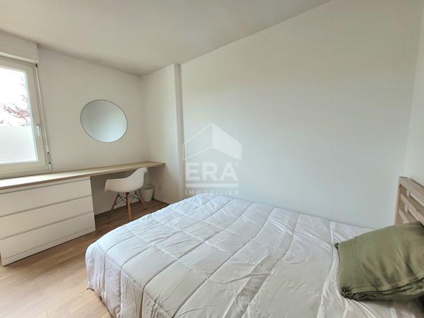 LOCATION MEUBLEE - PAU UNIVERSITE : Grand T1 de 35m² avec  place de parking