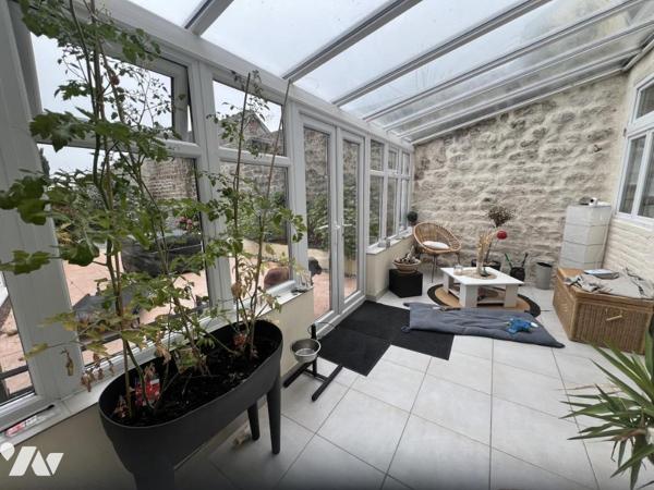 LA FERTE MACE, maison située en ville, 3ch, bureau, garage, jardin