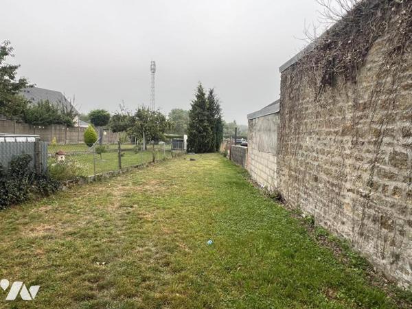 LA FERTE MACE, maison située en ville, 3ch, bureau, garage, jardin