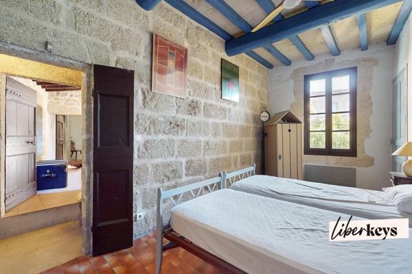 Charme, volumes, extérieurs et T2 indépendant: la maison de village qui a tout!