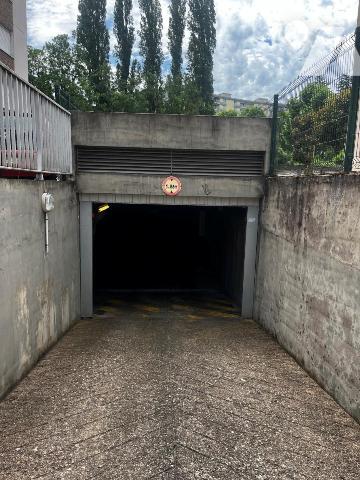 A VENDRE garage fermé rue Tristan BERNARD