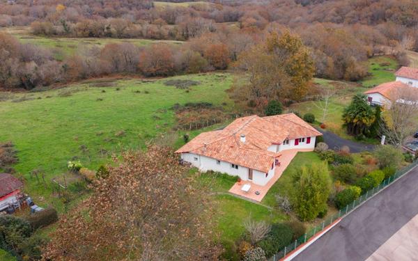 Maison à vendre    5 pièces • 133 m2 Ustaritz