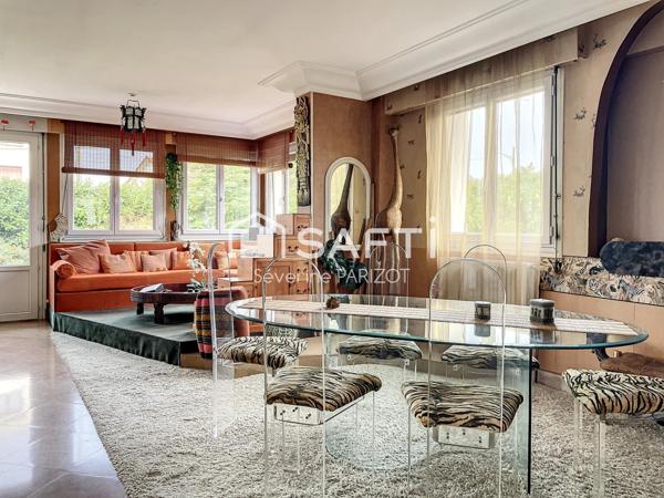 Proximité écoles et RER de Villiers - Spacieux séjour avec accès extérieur