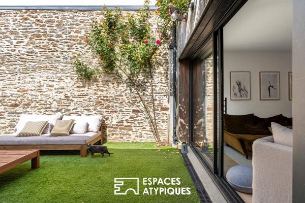 Maison de ville contemporaine de caractère et son patio
