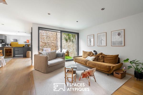 Maison de ville contemporaine de caractère et son patio