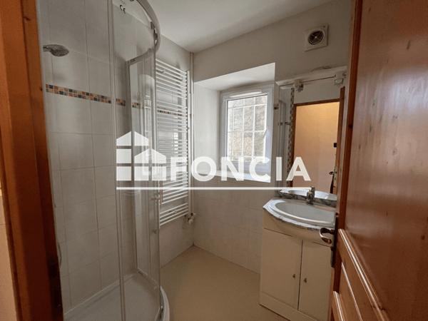 Location Appartement 2 pièces 52.3 m² - 12 RUE DE L'ISLE Voreppe 38340