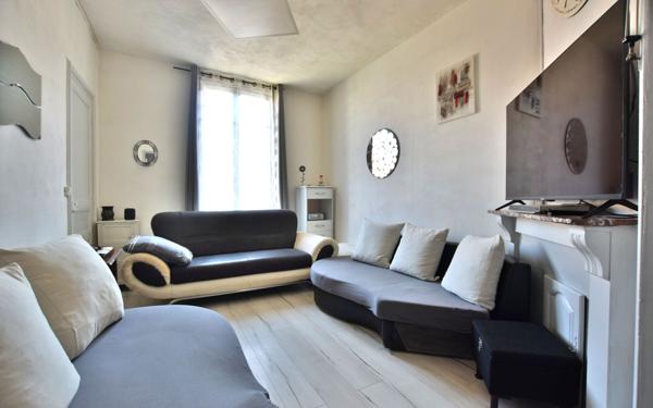 Maison à vendre    5 pièces • 110 m2 L'Étoile