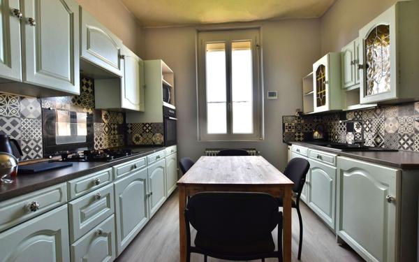 Maison à vendre    5 pièces • 110 m2 L'Étoile