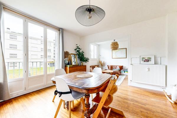Appartement 67m² lumineux 2 ch + cave + parking