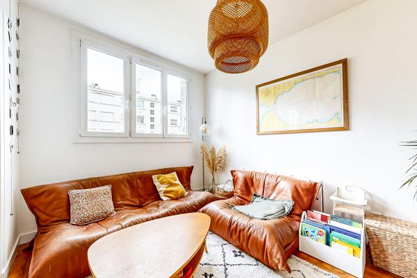 Appartement 67m² lumineux 2 ch + cave + parking