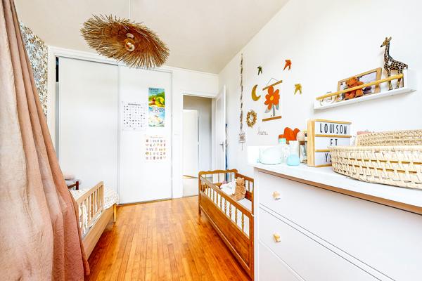 Appartement 67m² lumineux 2 ch + cave + parking