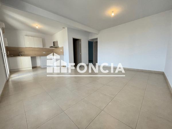 Location Appartement 2 pièces 51.67 m² - 9 RUE ALPHONSE DAUDET Gignac La Nerthe 13180