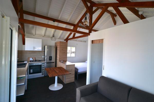 Pointe-à-Pitre (97110) Studio neuf type chalet indépendant.
