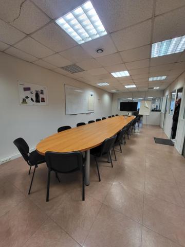 Local D’activité 717m² – Angers