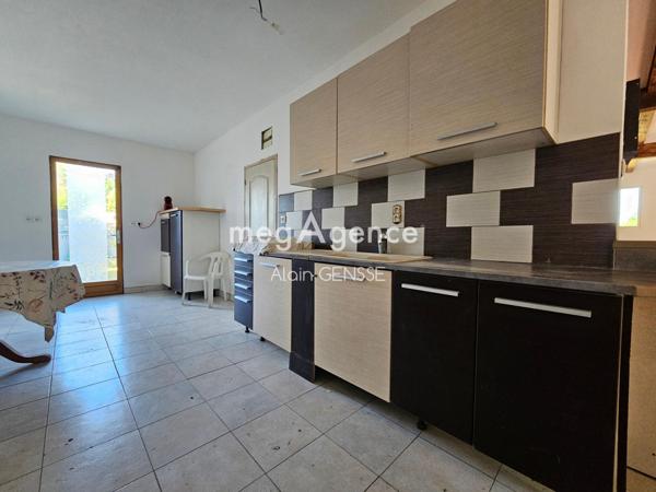 Maison à Saint-Jean-d'Angély, 17400 - 4 pièces 130m²