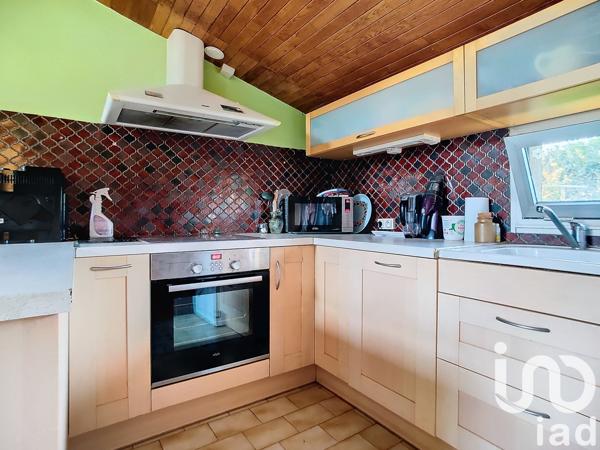 Maison à vendre 6 pièces 143 m² Saint-Jean-de-Muzols