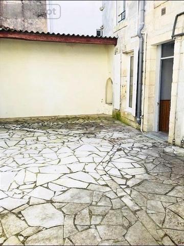 Immeuble à vendre à Rochefort en Charente-Maritime (17300), ref : 17050-352