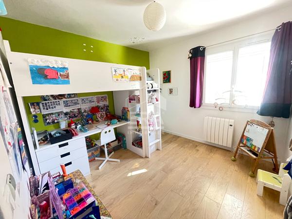 Maison familiale 193 m² - 5 chambres ; Piscine ; Les Pennes-Mirabeau