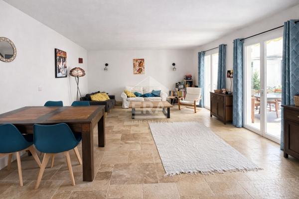 Maison familiale 193 m² - 5 chambres ; Piscine ; Les Pennes-Mirabeau