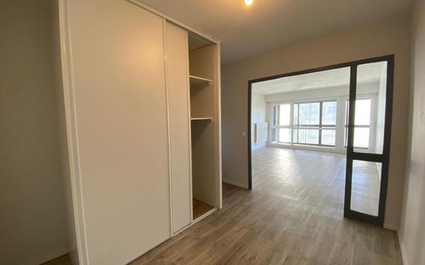Appartement à louer    3 pièces • 75,51 m2 La Rochelle