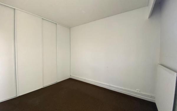 Appartement à louer    3 pièces • 75,51 m2 La Rochelle