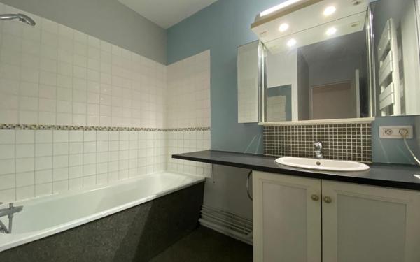 Appartement à louer    3 pièces • 75,51 m2 La Rochelle